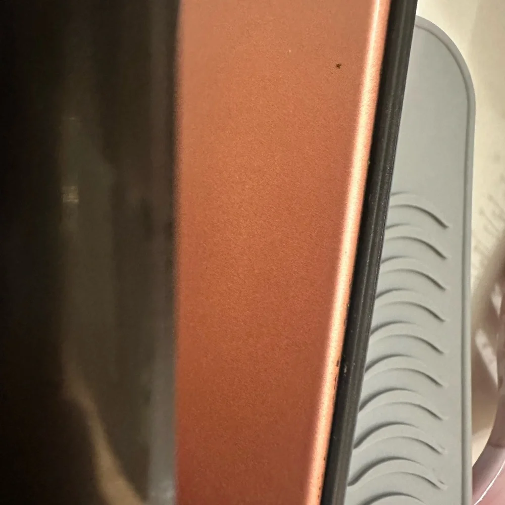 Paul Mitchell Pro Tools Flat Iron in Black and Pink - Picture 4 of 6